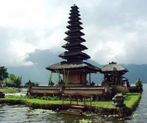 1635182392 quando visitar Bali