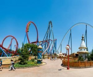 Descubre las mejores atracciones y datos curiosos sobre PortAventura