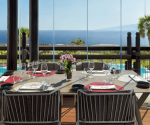 Delicias gastronómicas en Abama Hotels: Deléitate con la tienda gourmet y el galardonado restaurante Melvin